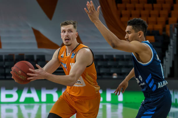 直接续写一 直接续写一