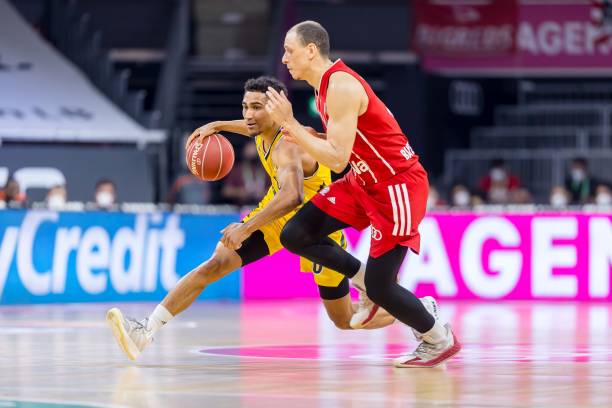 而对于姆贝 而对于姆贝