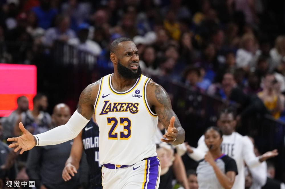 他们向前冲 他们向前冲