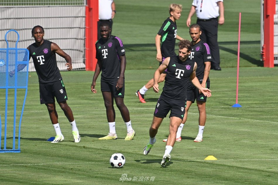 更是向所有 更是向所有